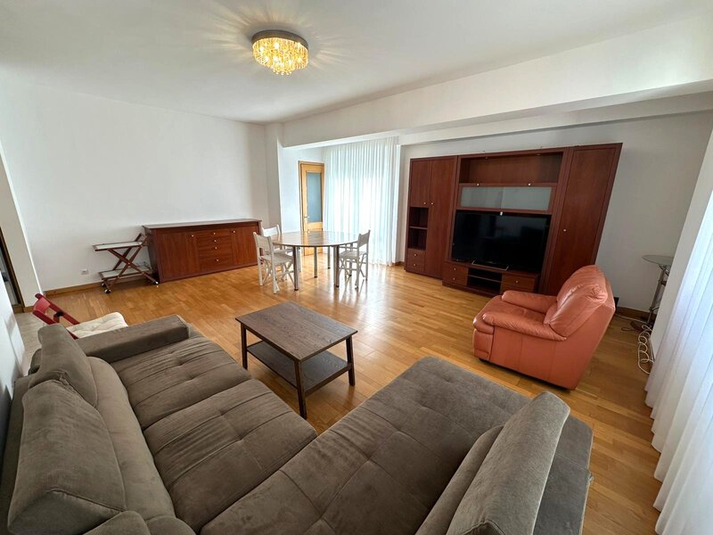 Aviatorilor Inchiriere 2 camere,Zona Exclusivista Herastrau/Arcul de Triumf